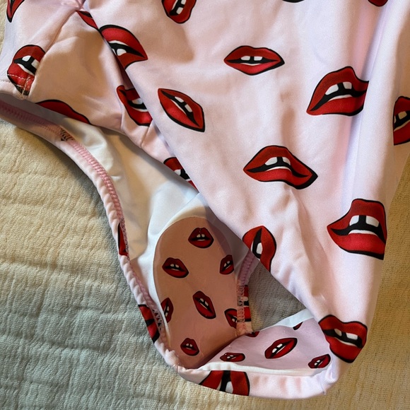 Lip Print Pink And Red High Waist Bikini - Picture 3 of 3